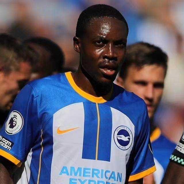 1665419095203067331.jpg d872e617d5673381b94381d9ca7d2c9.jpg