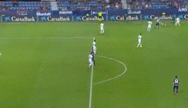 1629670344360026889.gif 5458.gif