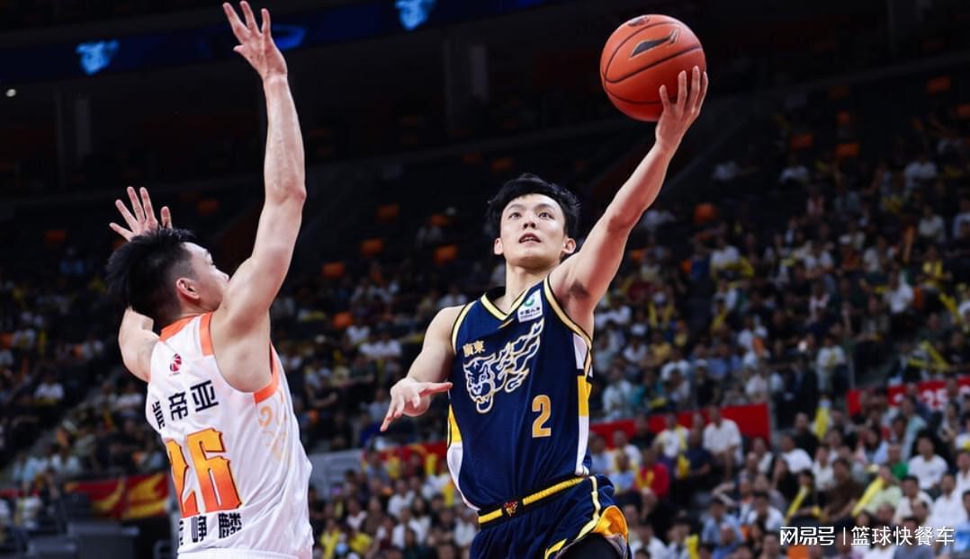 ky sports-广东复仇江苏夺回第三!杜锋将迎最大考验:下一轮战广厦很关键!